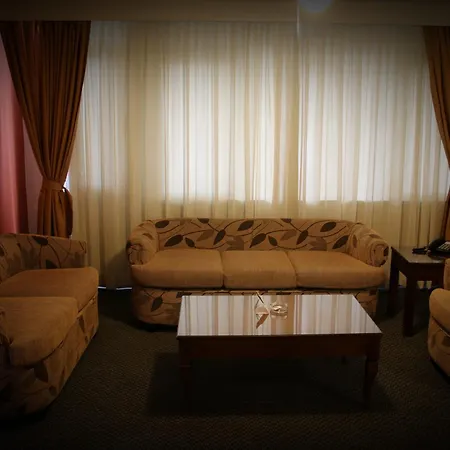 First Aparthotel Ankara