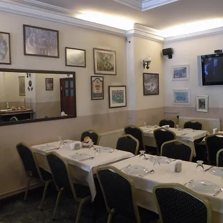 First Aparthotel Ankara
